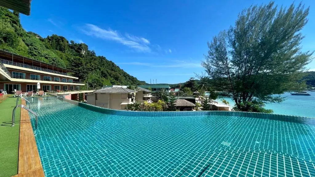 Phi Phi Cliff Beach Resort
